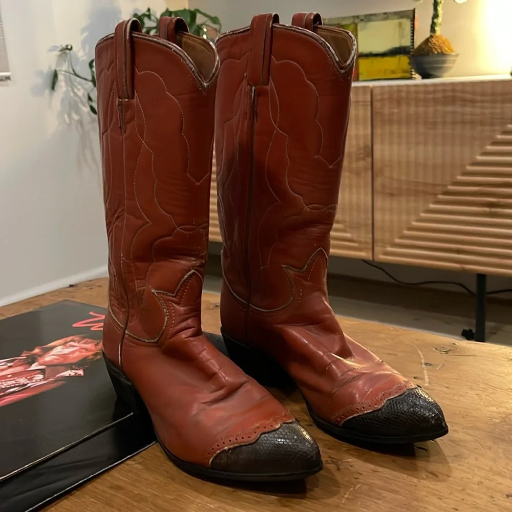 Vintage Tony Llama Boots - Picture 1 of 13